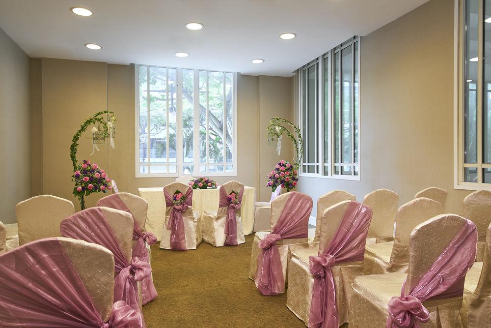Rendezvous Hotel Singapore By Far East Hospitality Extérieur photo